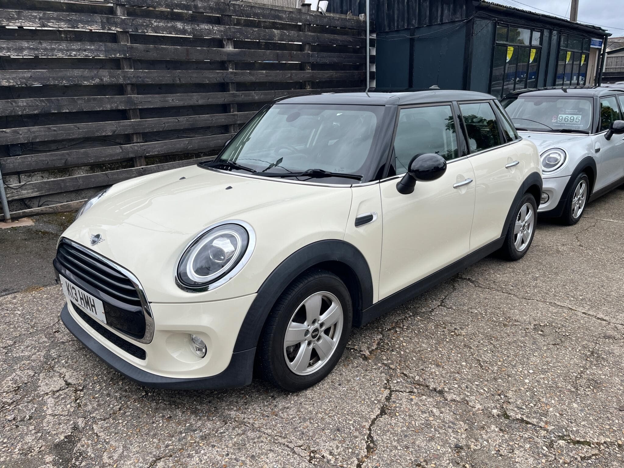 MINI Hatch